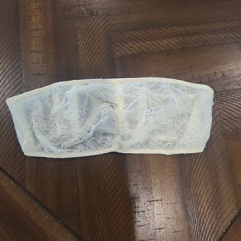 Urban Outfitters x Kimchi Blue ivory lace bandeau